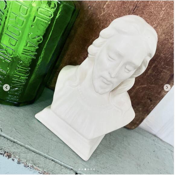 Vintage Jesus White Porcelain Ceramic Figurine Bust Statue Incised 1004 USA - Picture 3 of 6
